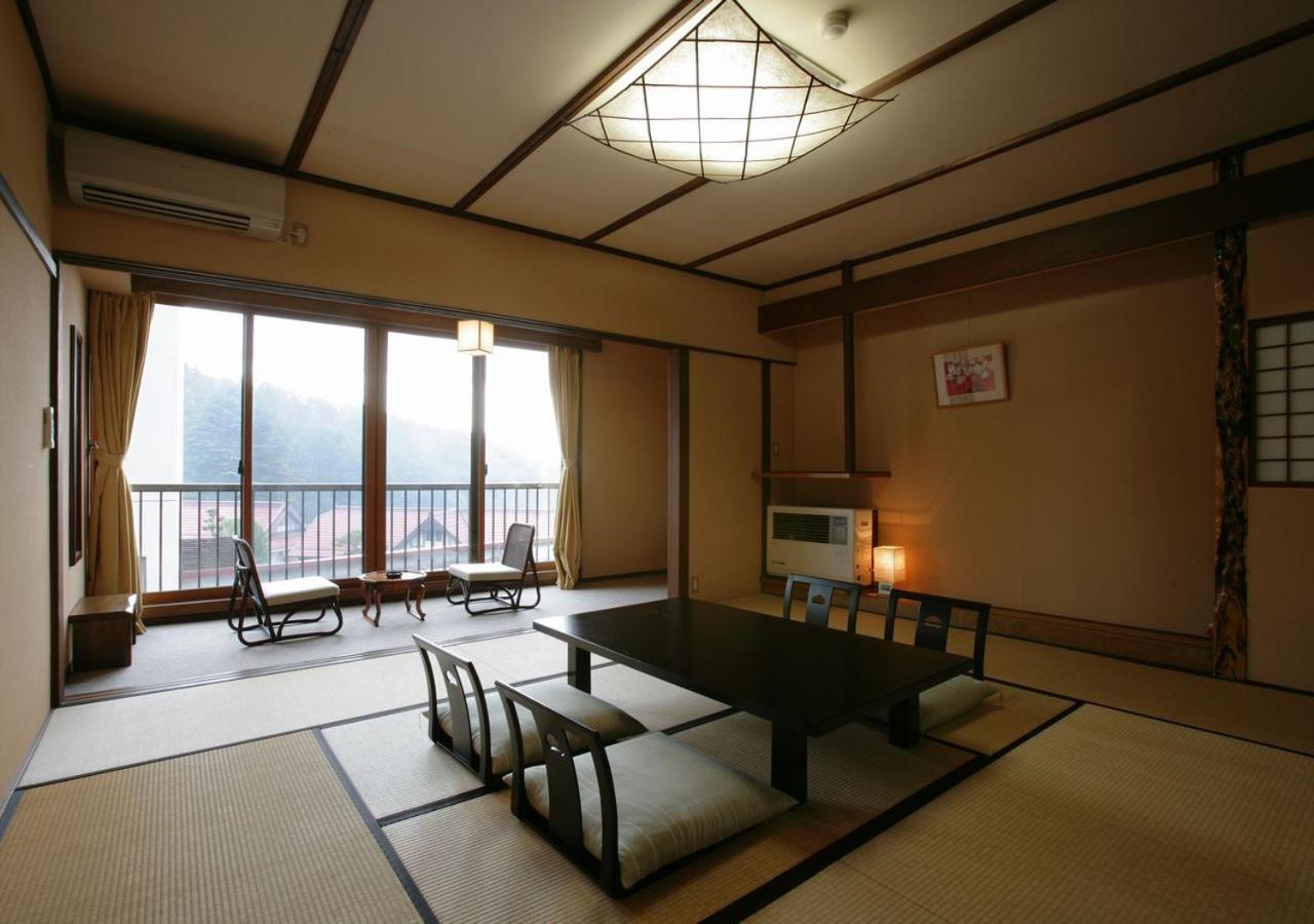 菱野温泉 常盤館 3* 小諸市